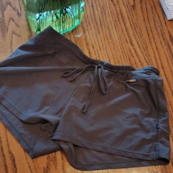 ZeroXPosur Swim Shorts and TWO Swim Tops Bundle - Picture 9 of 13